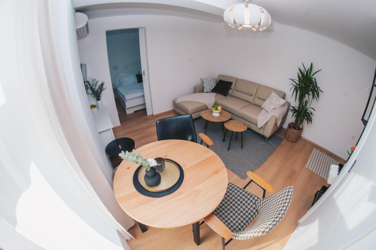 Na Apartments Maribor Buitenkant foto